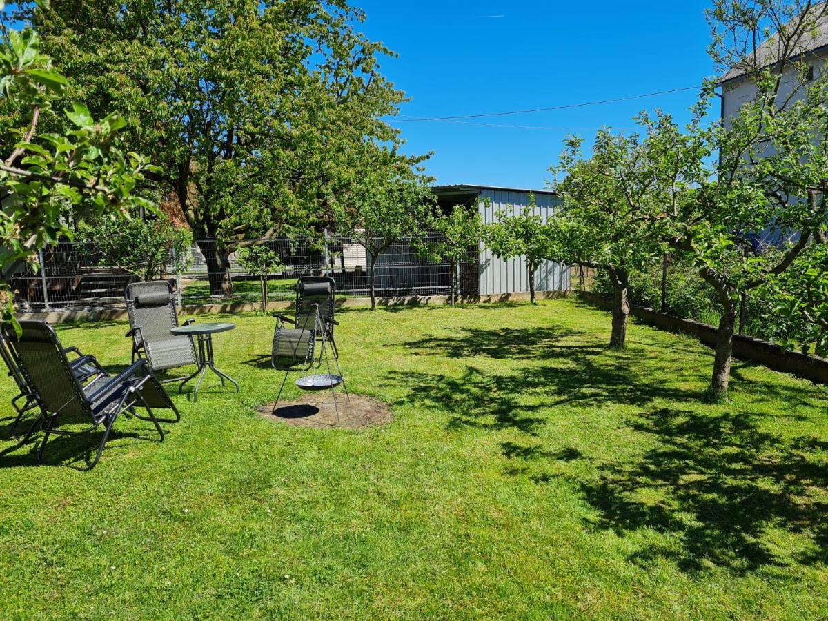 Gyoengyvirag Apartman Lenti Eksteriør billede